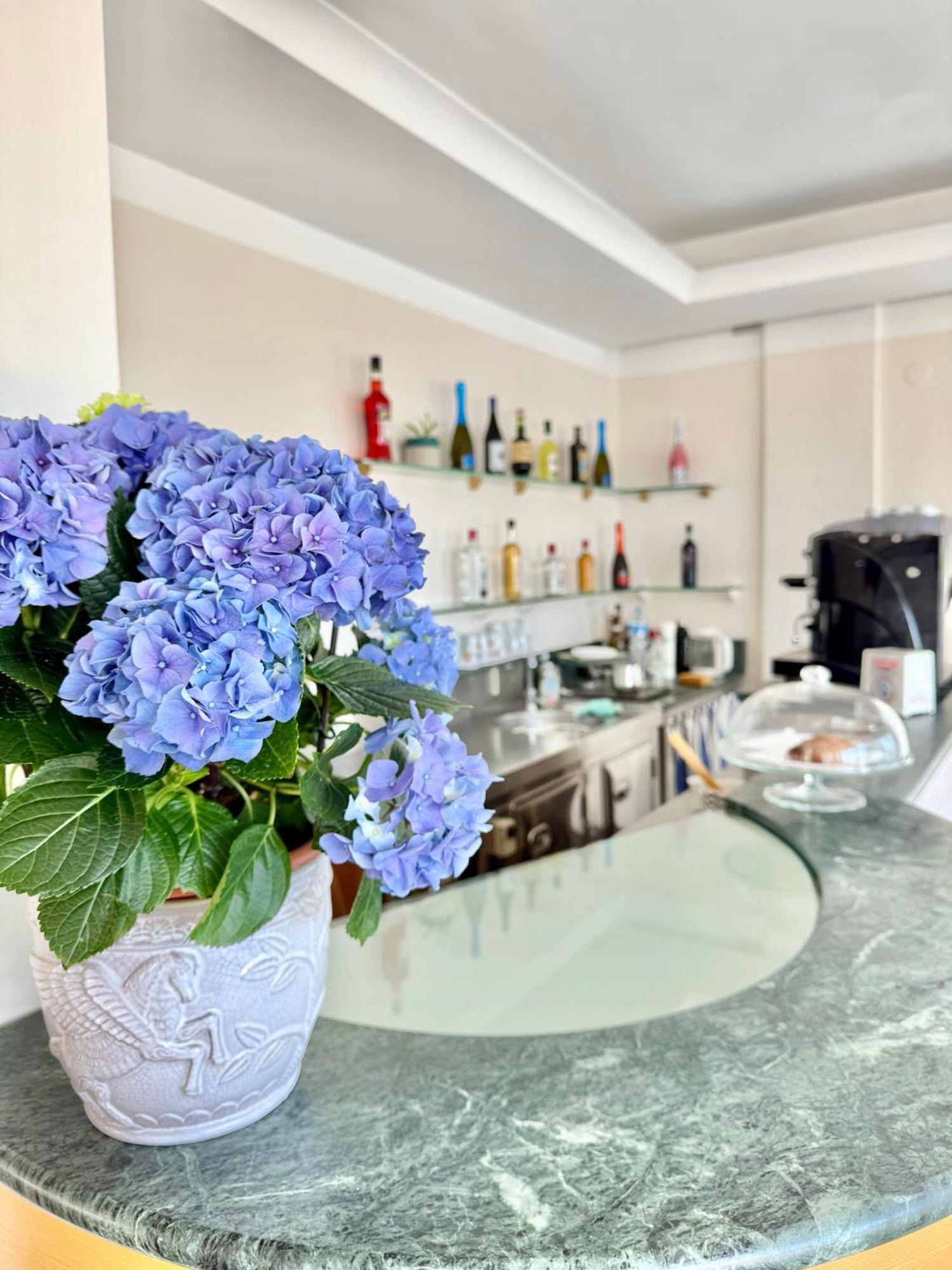 Hotel B&B Nizza Riccione Zewnętrze zdjęcie