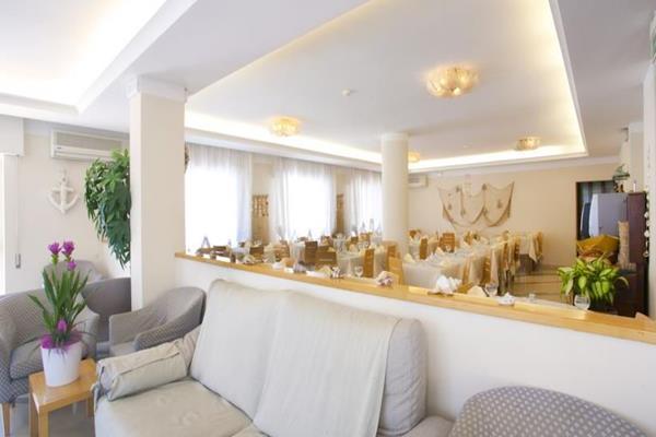 Hotel B&B Nizza Riccione Zewnętrze zdjęcie