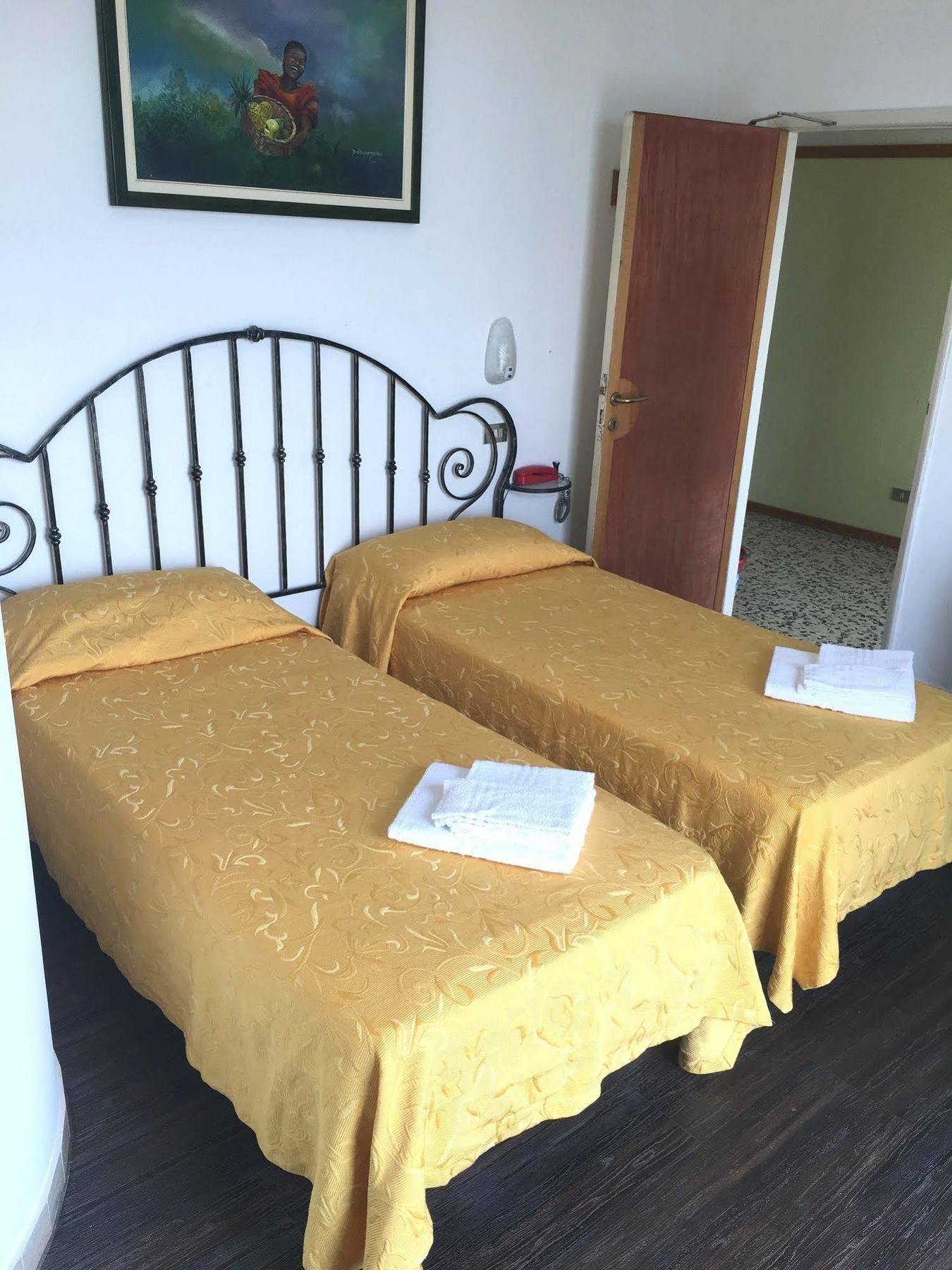 Hotel B&B Nizza Riccione Zewnętrze zdjęcie